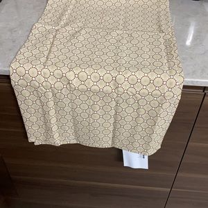 NEW Table runner